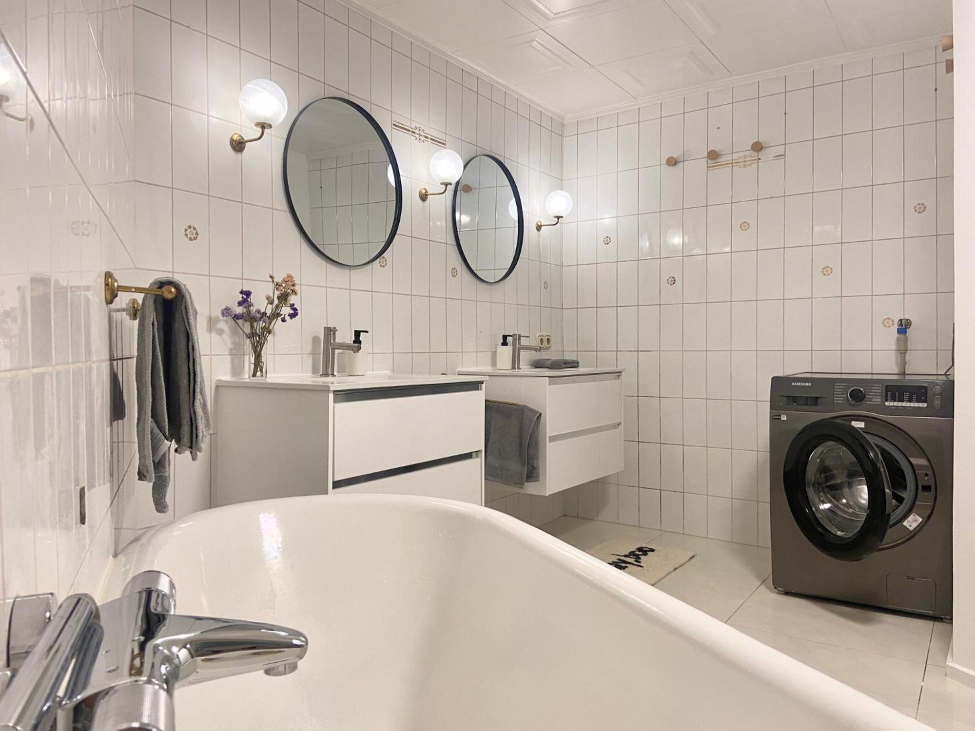 Baeckerhaus - Wohnung Mit Pool Und Garten Гмунден Екстериор снимка